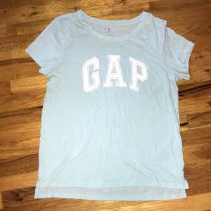 GAP t-shirt